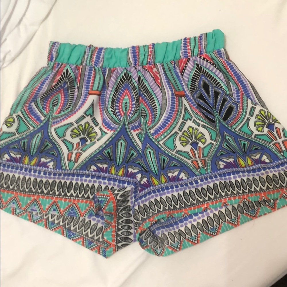 Karlie multi color shorts size S